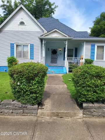 521 N Hays Avenue, Jackson, TN 38301
