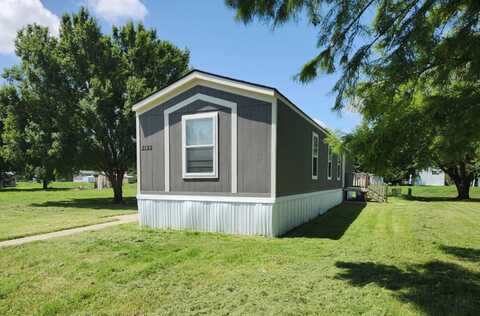 2122 E 54th Street, Wichita, KS 67216