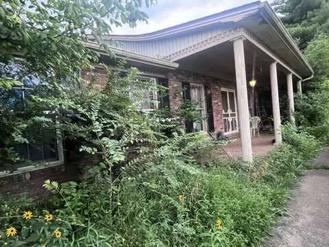 7 CHRISTIAN LN, HAZEL, KY 42049