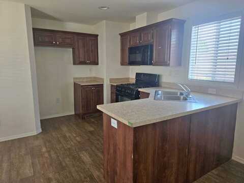 342 Petrol Rd, Bakersfield, CA 93308
