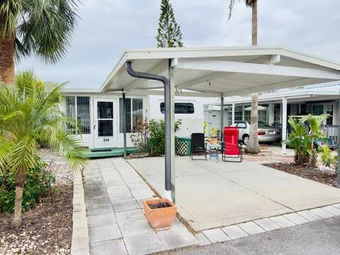 2206 Chaney Dr, Ruskin, FL 33570
