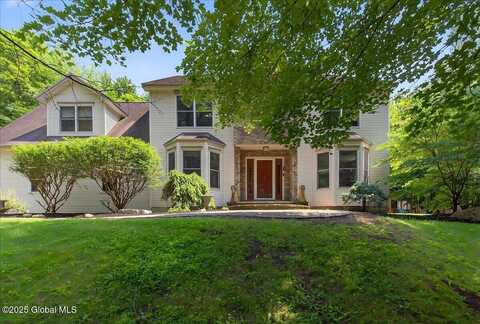 28 Hill Road, Saratoga, NY 12170