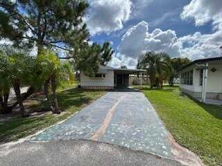 99 Lily, Fruitland Park, FL 34731