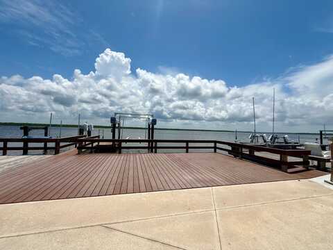 150 Smallwood Dr, Chokoloskee, FL 34138