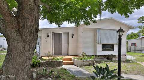 733 Barlow Circle, Port Orange, FL 32127