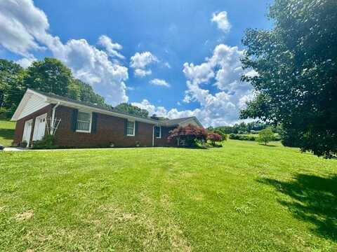 305 Spring Creek, Spencer, WV 25276
