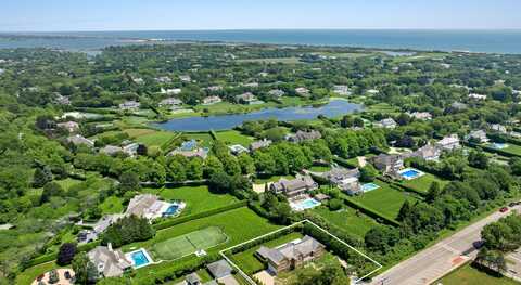 100 Narrow Lane, Southampton, NY 11968