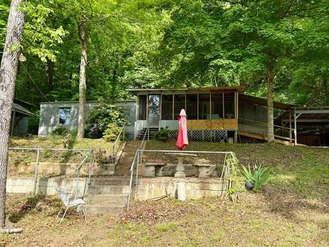 1105 Mockingbird Dr., Ragland, AL 35131