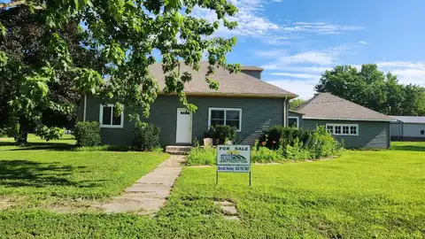 1202 Warwick, Palmer, NE 68864