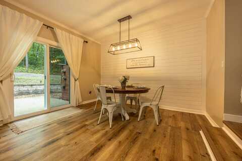 750 County Rd 1, Hamilton, AL 35570