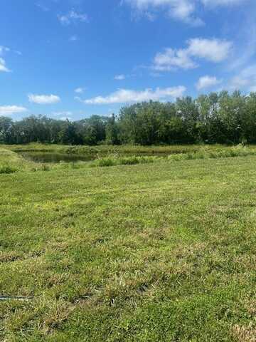 18234 Tanglewood Drive, Clive, IA 50325