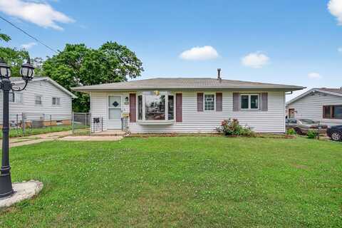 2704 Wedgewood Road, Des Moines, IA 50317