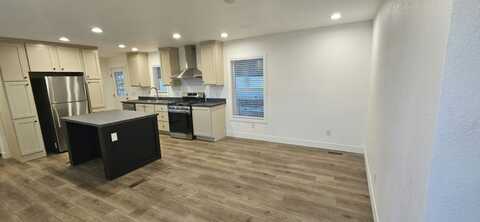 2800 S. Lamb Blvd., Las Vegas, NV 89121