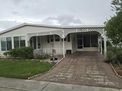 6063 Utopia Dr, Zephyrhills, FL 33540