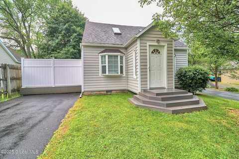 22 Schaffer Drive, Colonie, NY 12047