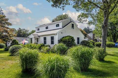 25 Second Street, Bellport, NY 11713