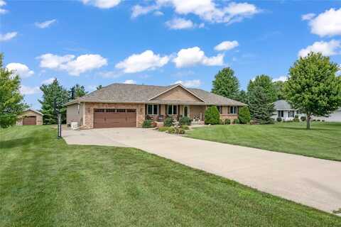 904 Pleasant Street SE, Bondurant, IA 50035