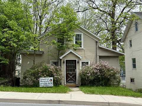 46 West St, Oneonta, NY 13820