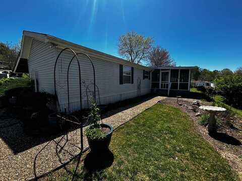 93 Ariel Loop, Hendersonville, NC 28792