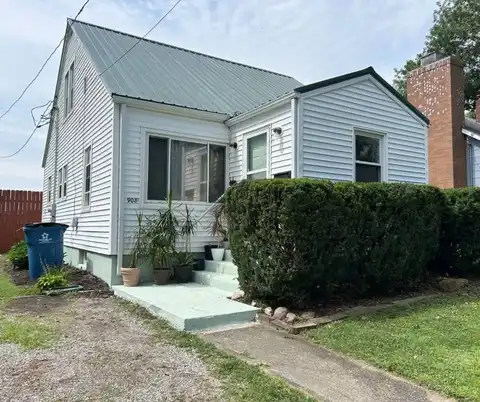 908 W Center St, Fairfield, IL 62837