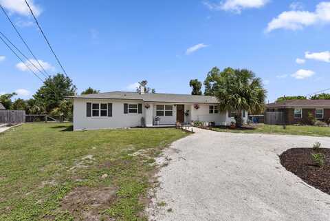 905 E 2nd Plaza, Panama City, FL 32401