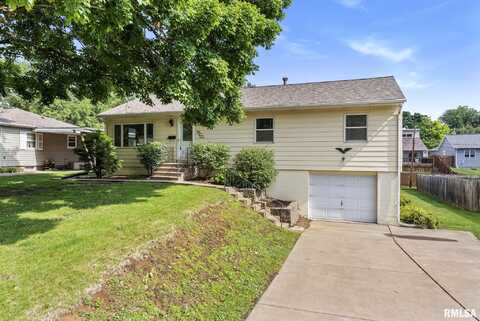 4727 27TH Avenue, Moline, IL 61265