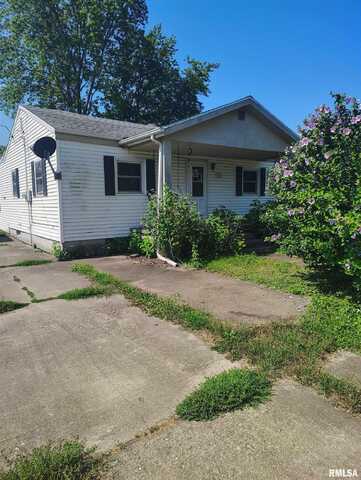 1340 E ASH Street, Canton, IL 61520
