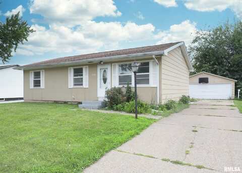 1310 CALVIN Street, Davenport, IA 52804