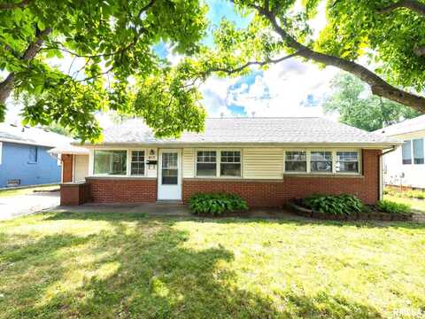 1505 N 9TH Street, Pekin, IL 61554