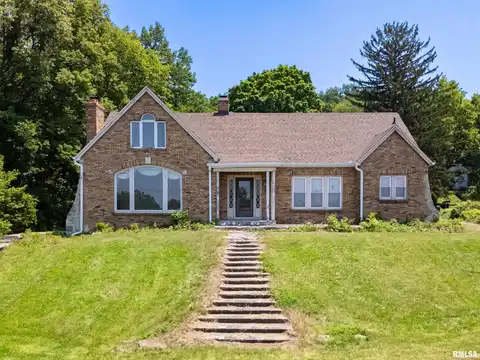 1426 N MAIN Street, East Peoria, IL 61611