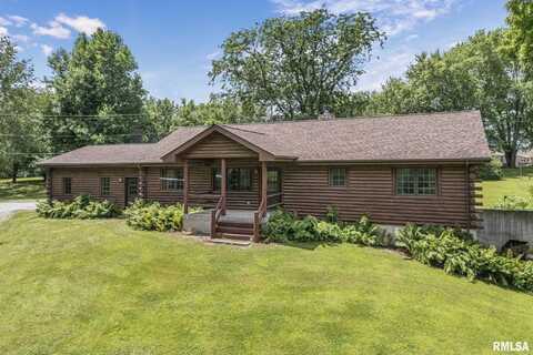 4830 WYOMING Avenue, Davenport, IA 52806
