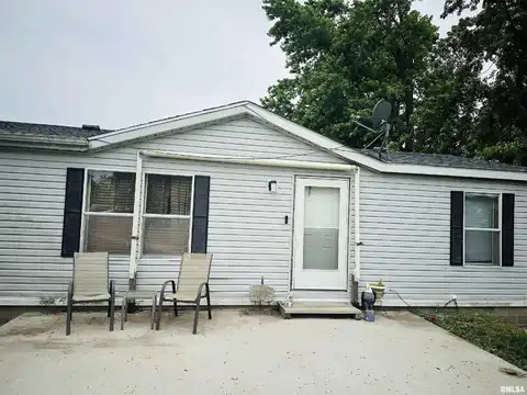3562 State Route 17 Route, Toulon, IL 61483