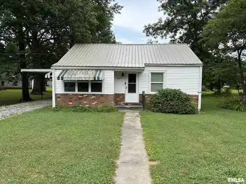 407 W Isabelle Place, Mc Leansboro, IL 62859