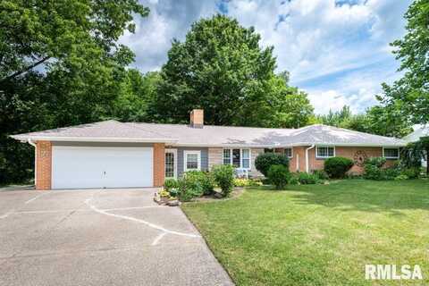 926 BIRCHWOOD Drive, Washington, IL 61571