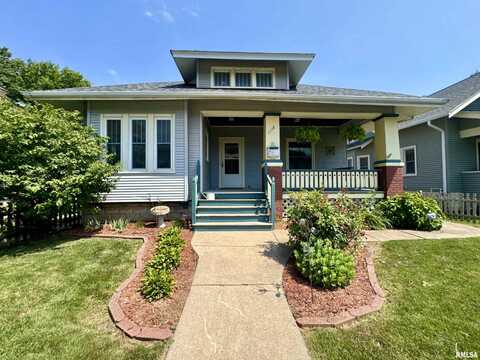 1118 W 17TH Street, Davenport, IA 52804