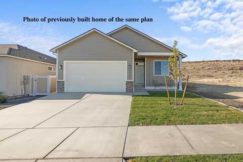 3718 Nuthatch St, Richland, WA 99352