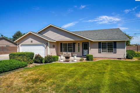 4813 S Washington Pl, Kennewick, WA 99337