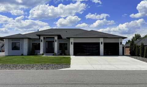 3408 Royce Ln, Pasco, WA 99301