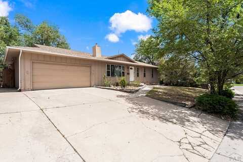 5 Grissom Place, Pueblo, CO 81001