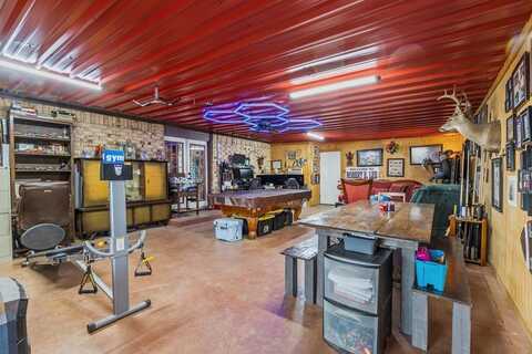 1909 S County Rd 1140, Midland, TX 79706