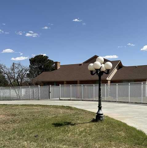1002 E County Rd 127, Midland, TX 79706