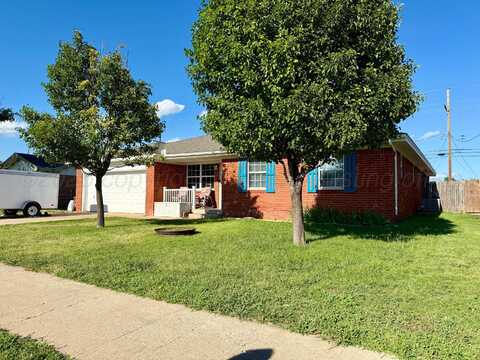 2120 Lynn St, Pampa, TX 79065