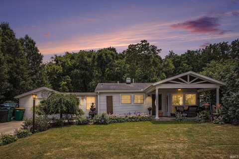 307 S Kings Court, Mishawaka, IN 46544