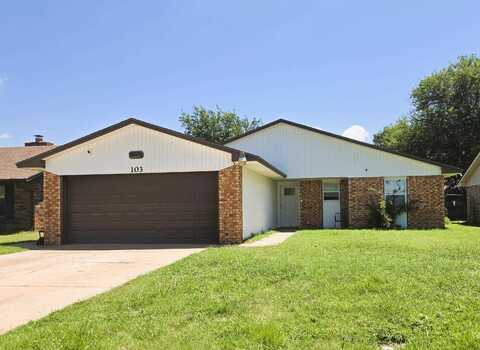 103 S Cimarron Rd, Enid, OK 73703