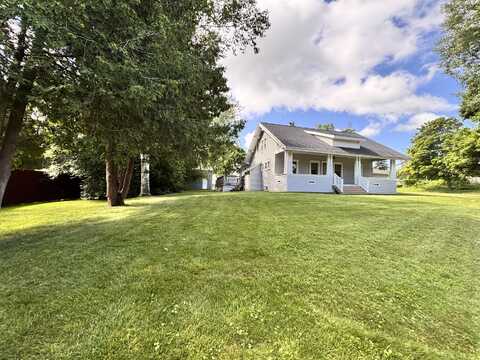 323 EMMETT ST, Muir, MI 49783