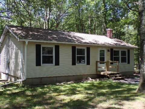 101 Mohawk Trail, Albrightsville, PA 18210