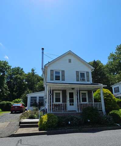 605 Washington Street, Portland, PA 18351