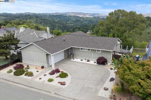 5161 Saddle Brook Dr, Oakland, CA 94619