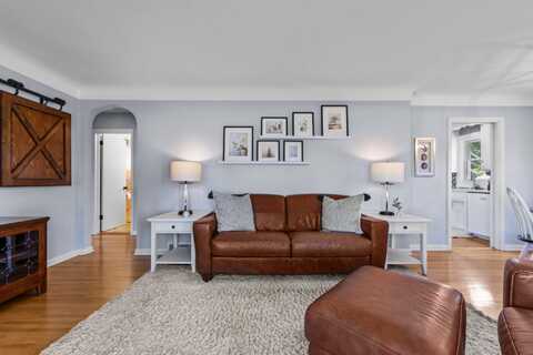 1631 Oregon Avenue S, Saint Louis Park, MN 55426