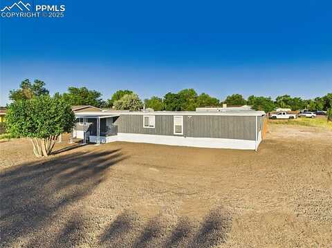 192 E Kipling Drive, Pueblo, CO 81007